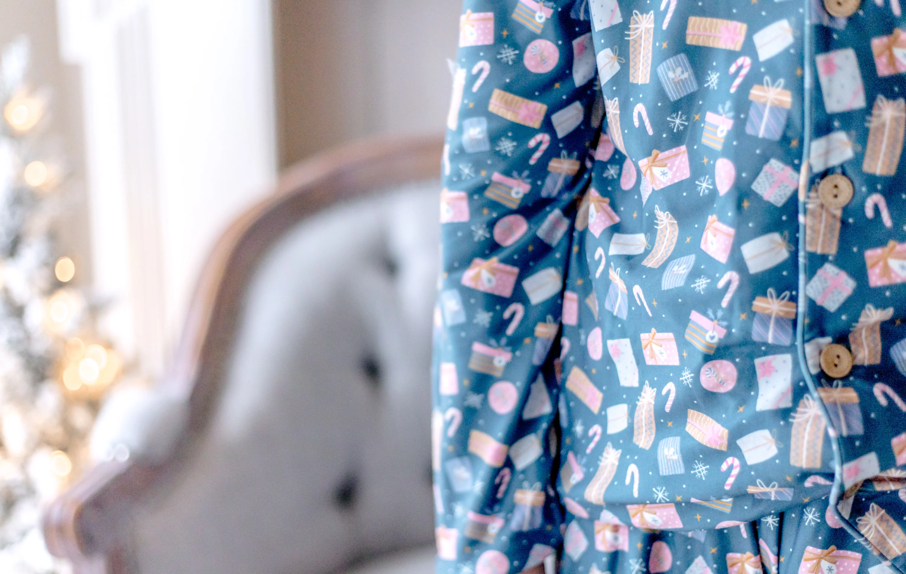 Boy's Santa's Surprise Stash Lounge Set - Image 3