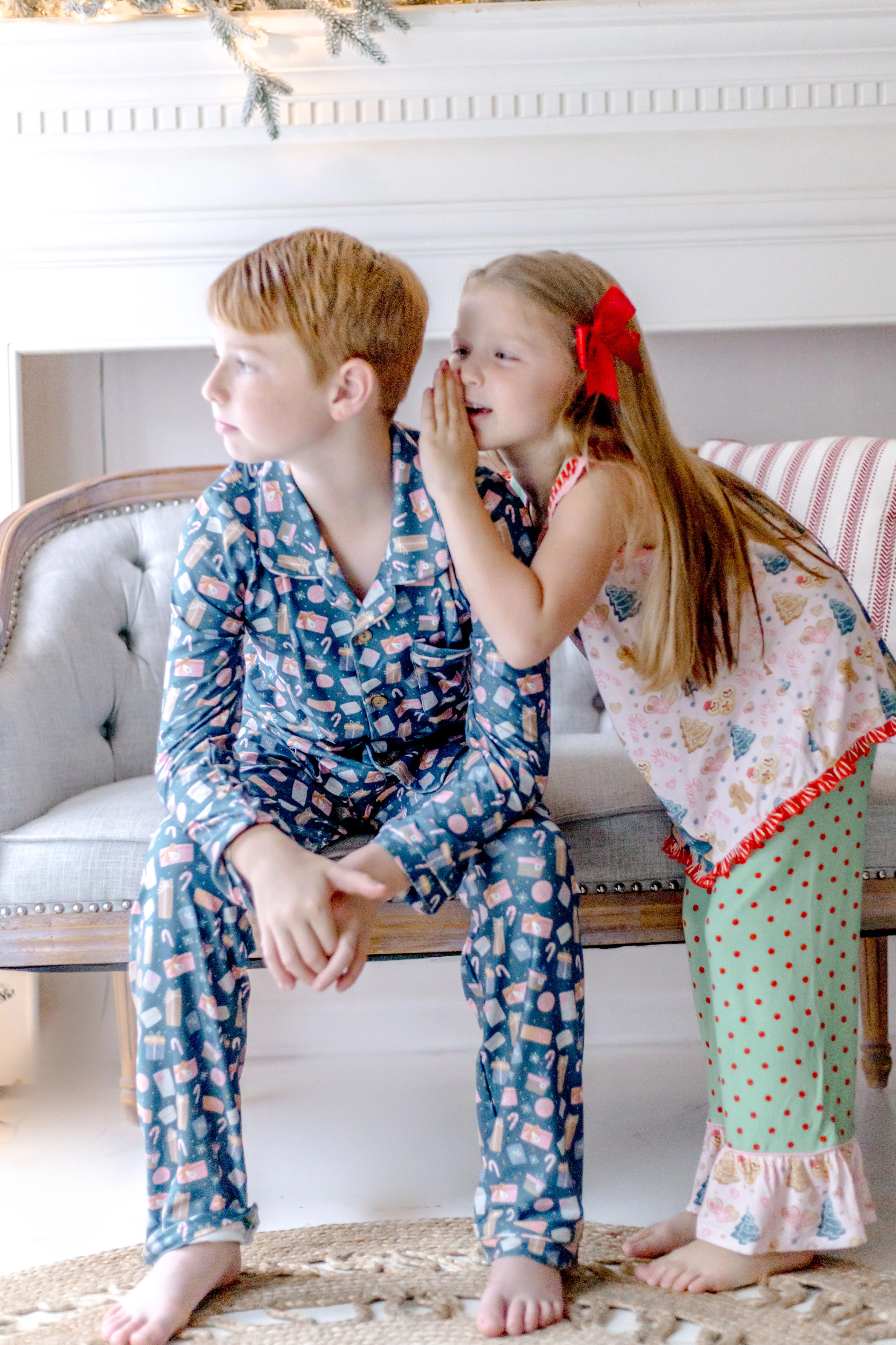 Boy's Santa's Surprise Stash Lounge Set - Image 8