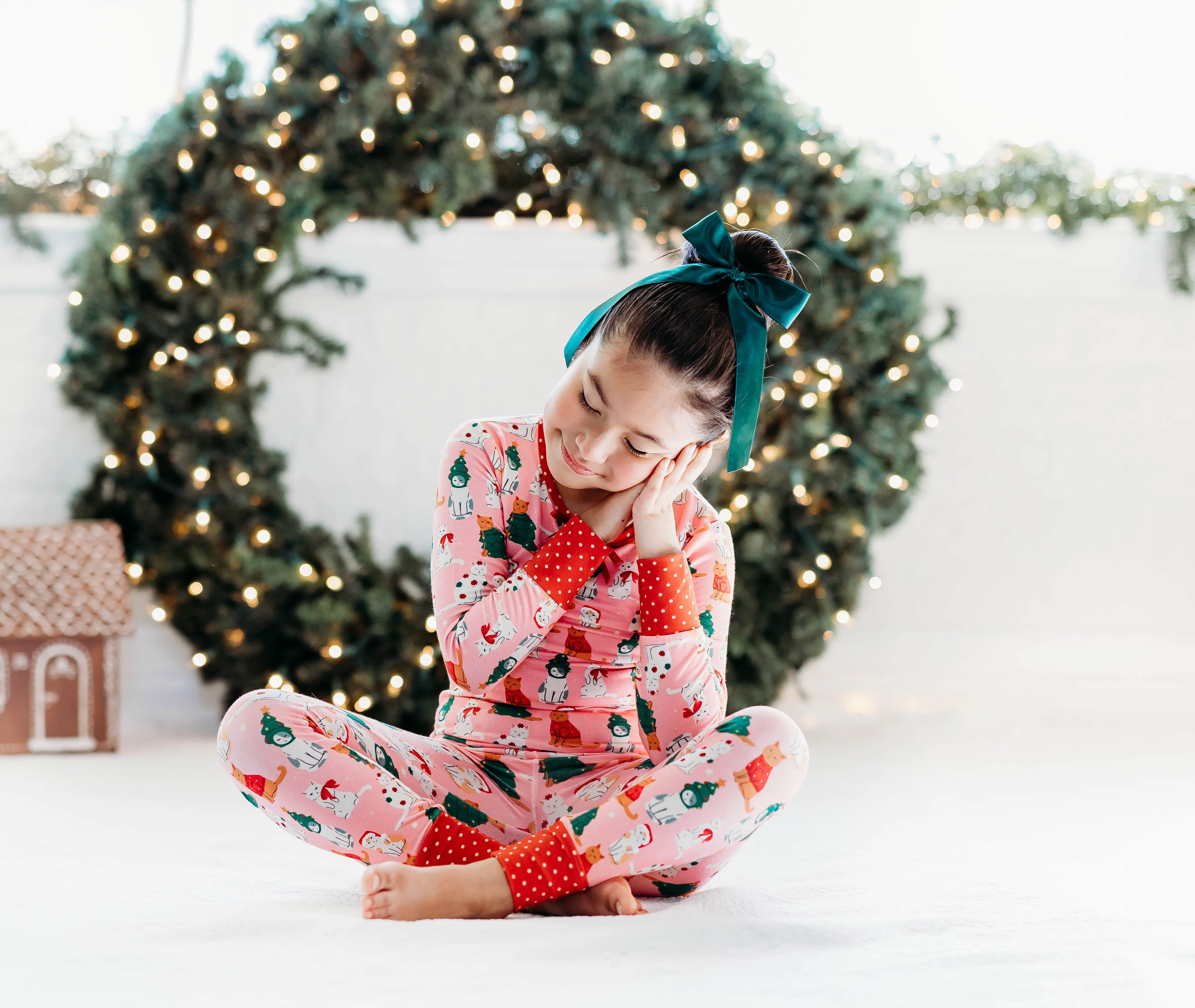 Meowy & Bright Lounge Set - Image 9