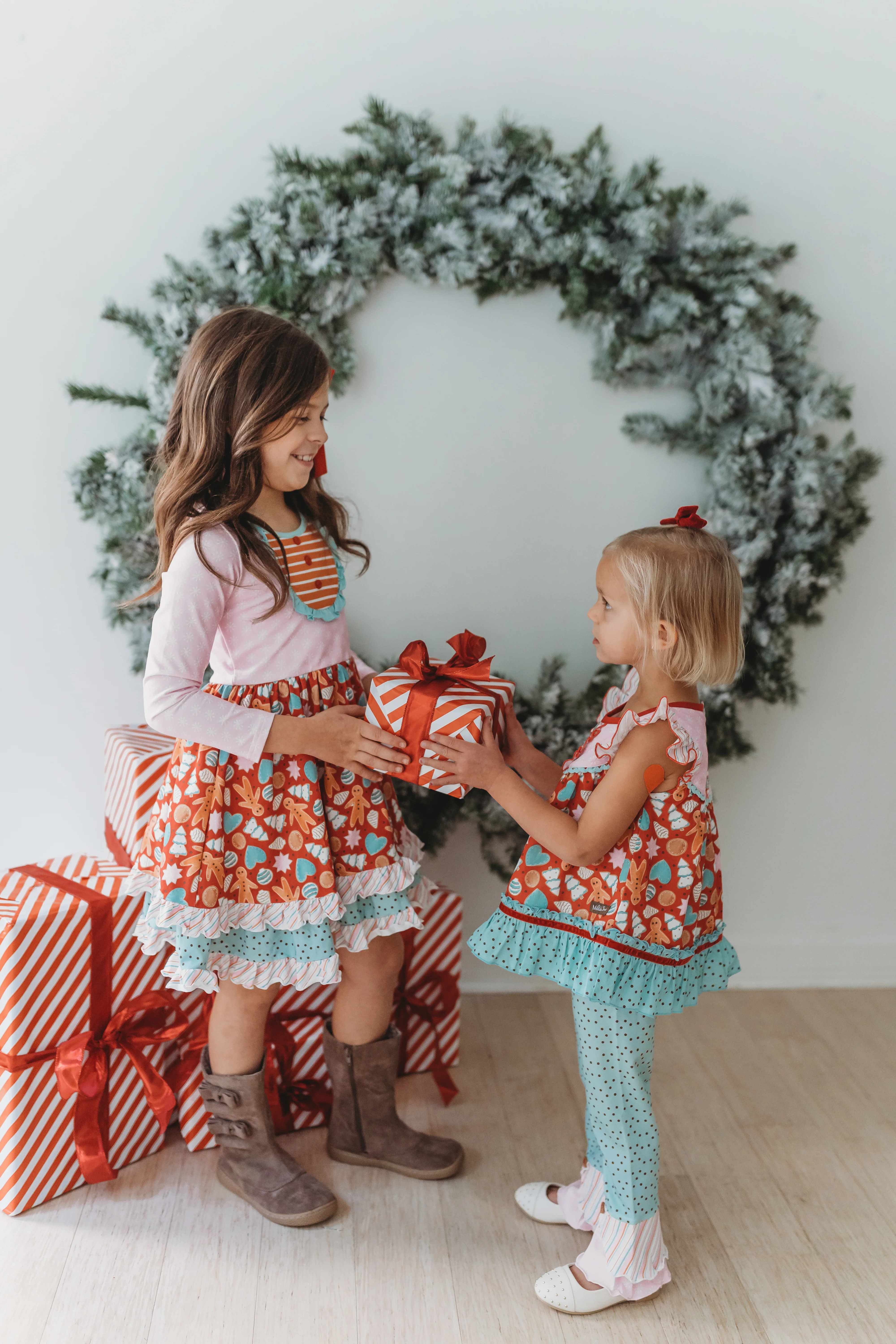 Peppermint Dot Parade Scrappy Leggings - Image 16