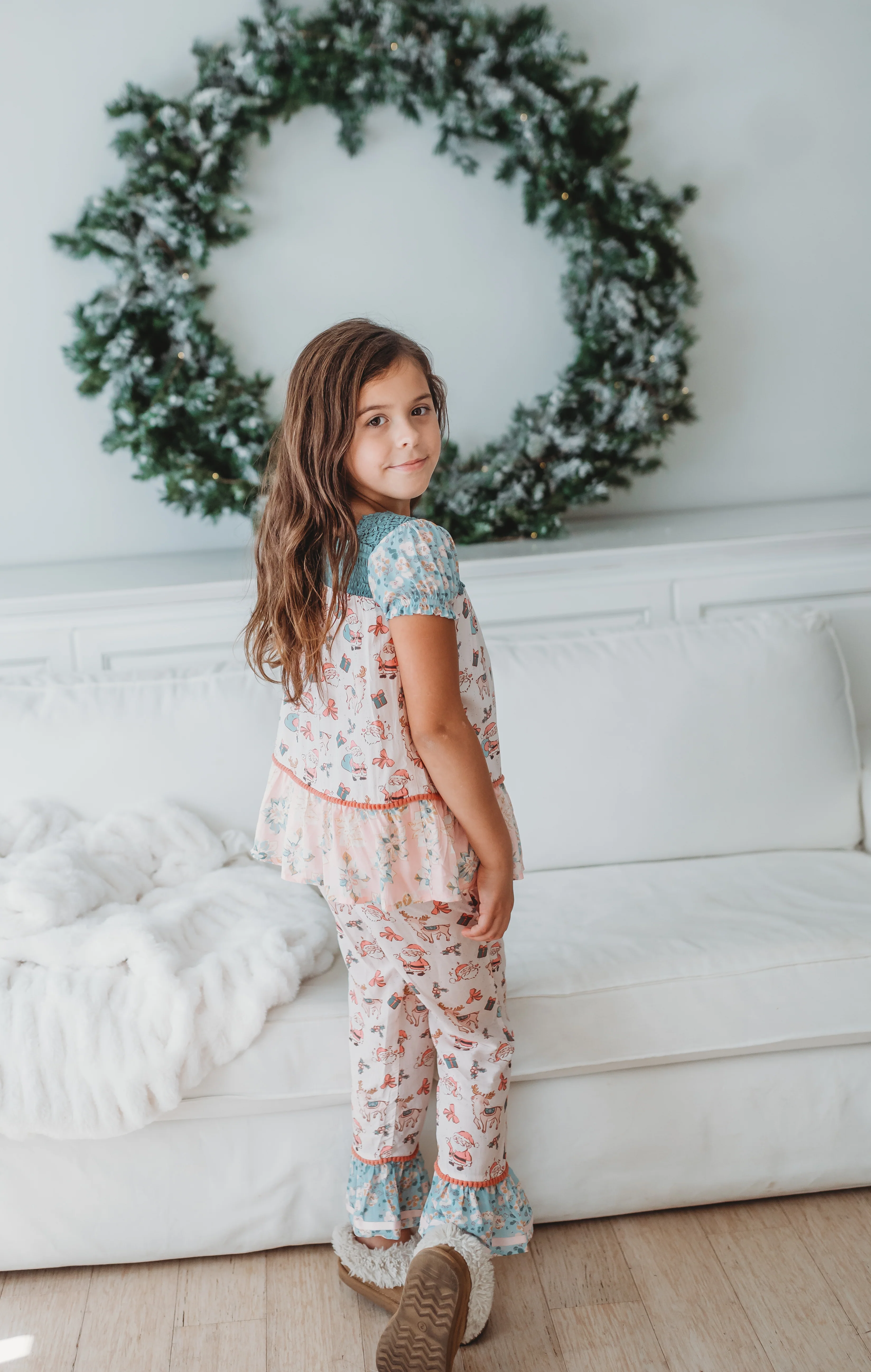 Santa's Sugarplum Lounge Set - Image 12