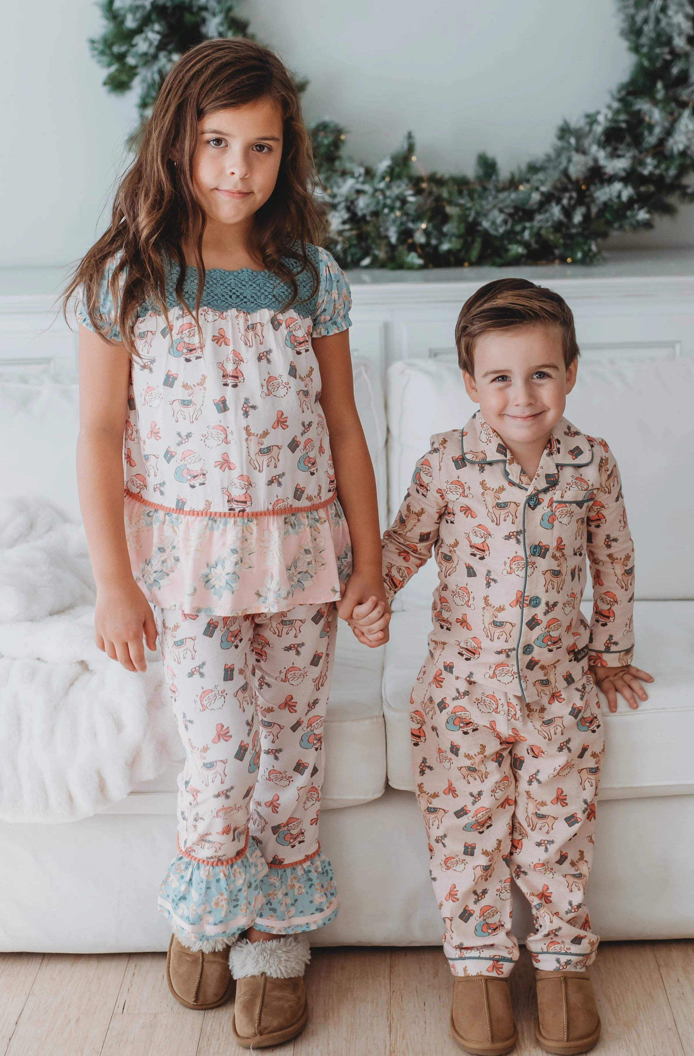 Santa's Sugarplum Lounge Set - Image 9